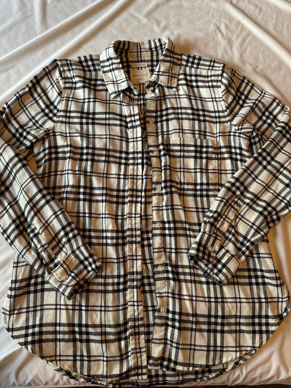 American Eagle - Women’s Cream and Black Plaid Button-Up Shirt